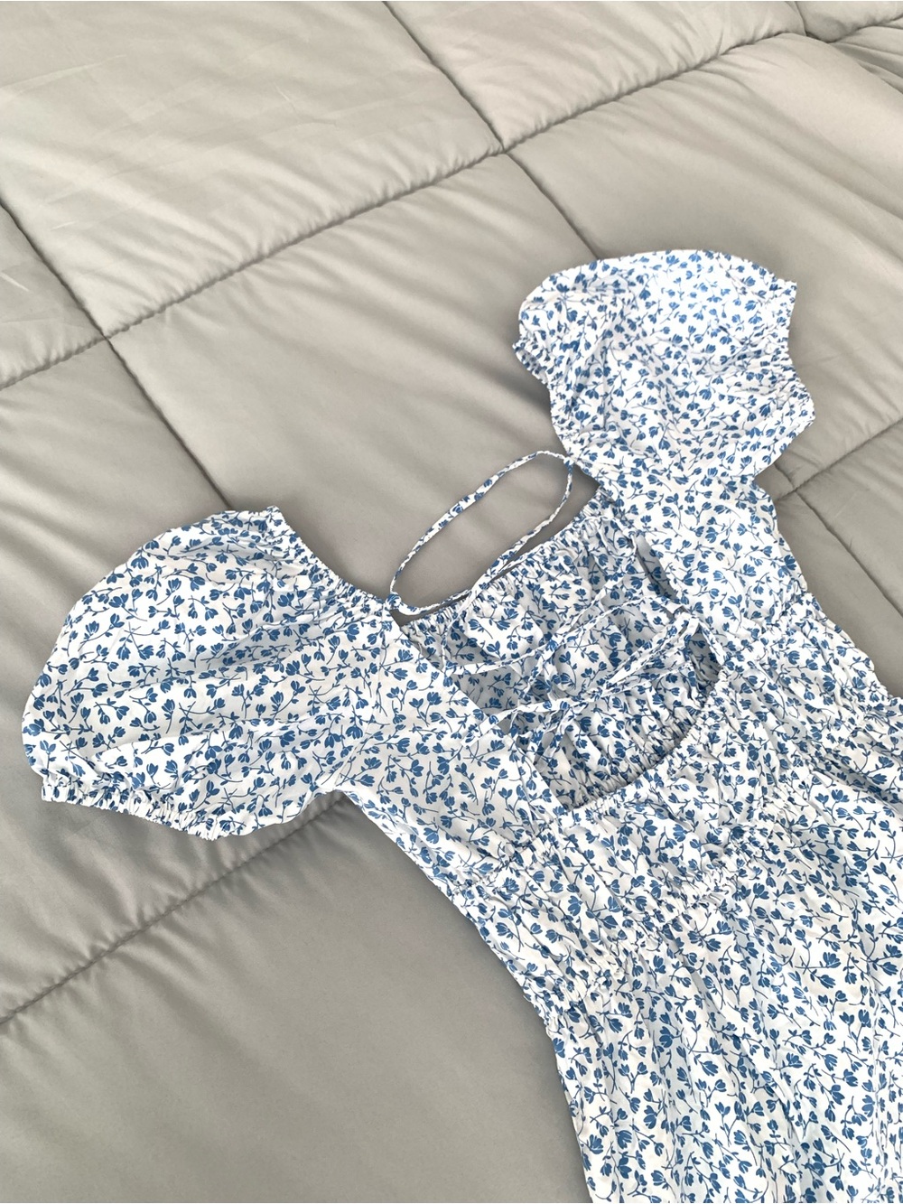 Blue Floral Puff-Sleeve Midi Dress - Women